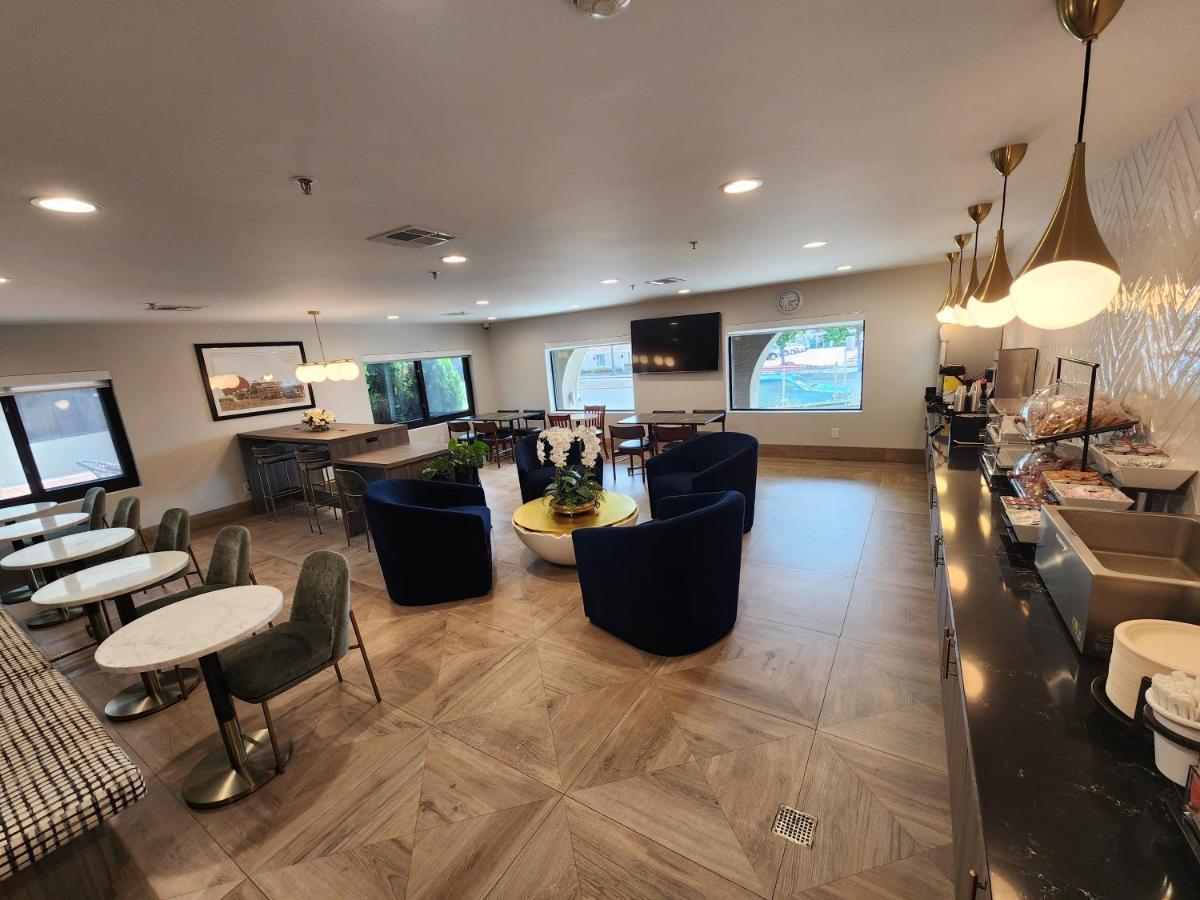 Hotel La Quinta By Wyndham San Francisco Airport West 3*